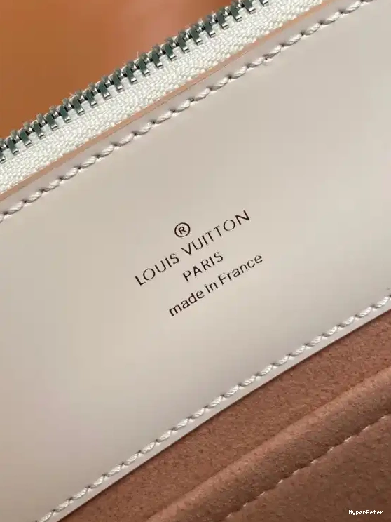 VUITTON GRENELLE MM LOUIS TOTE 0515